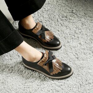 All Black Footwear Kiltie Bow Oxford shoes, Fringe and Bow detail, size 40.5